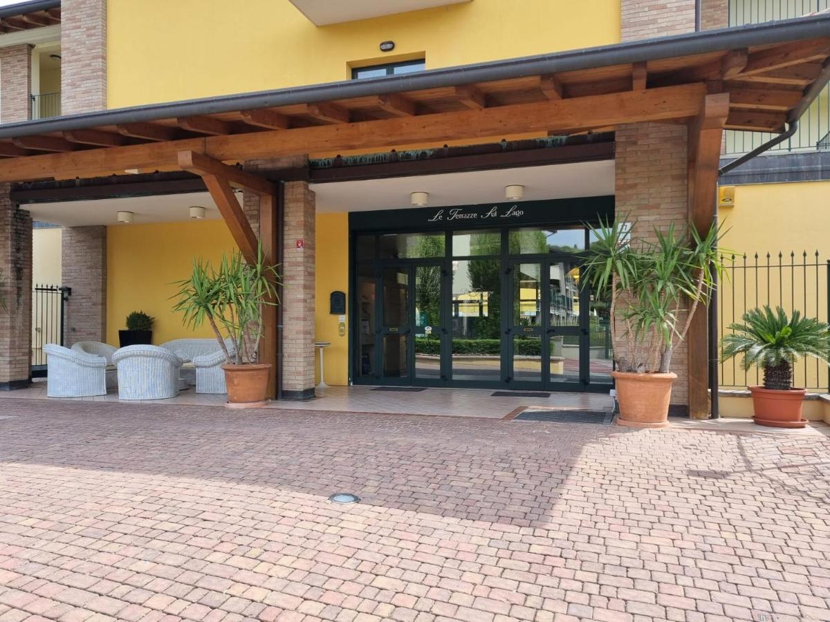 Le Terrazze Sul Lago Hotel & Residence Padenghe sul Garda Exterior foto