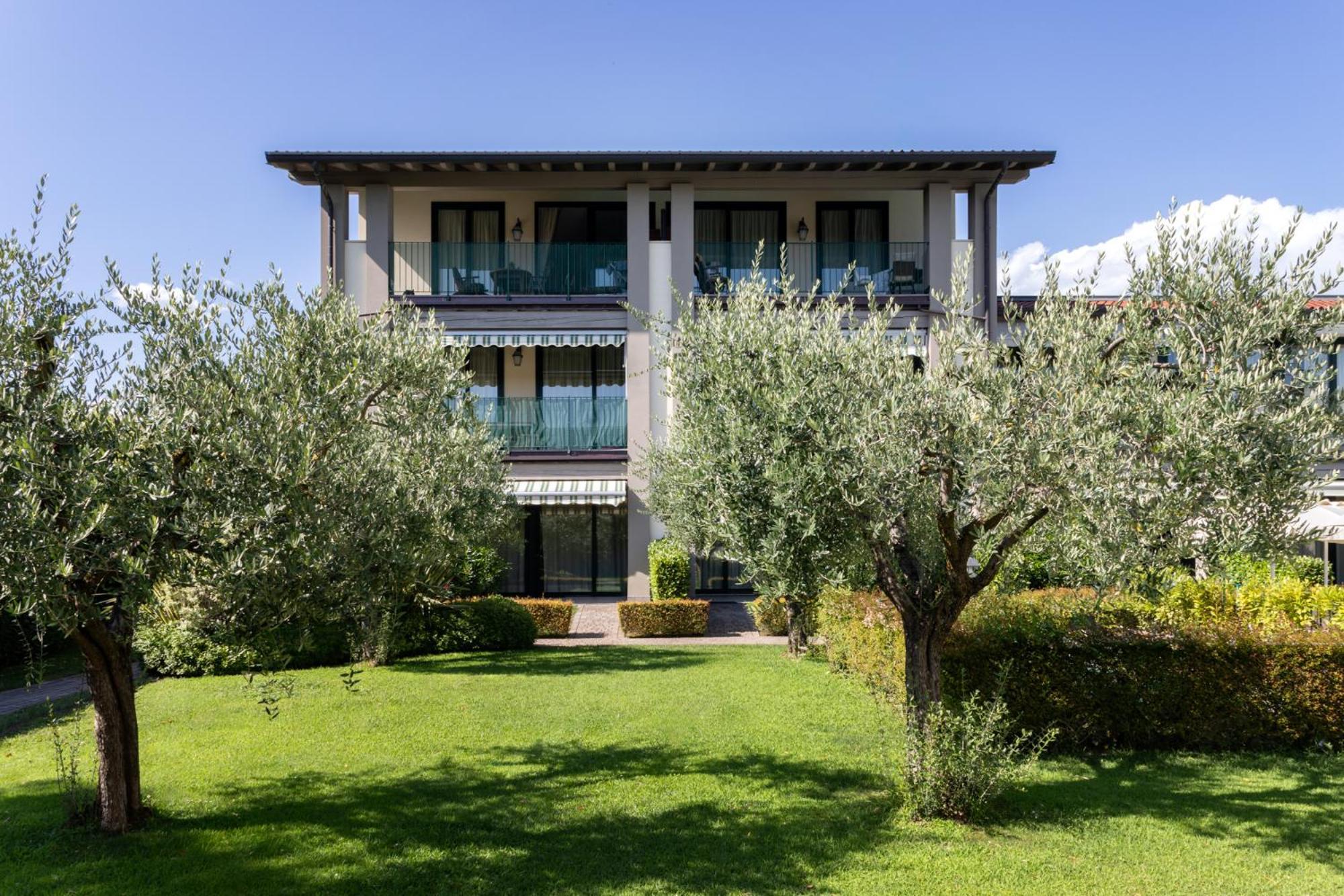 Le Terrazze Sul Lago Hotel & Residence Padenghe sul Garda Exterior foto